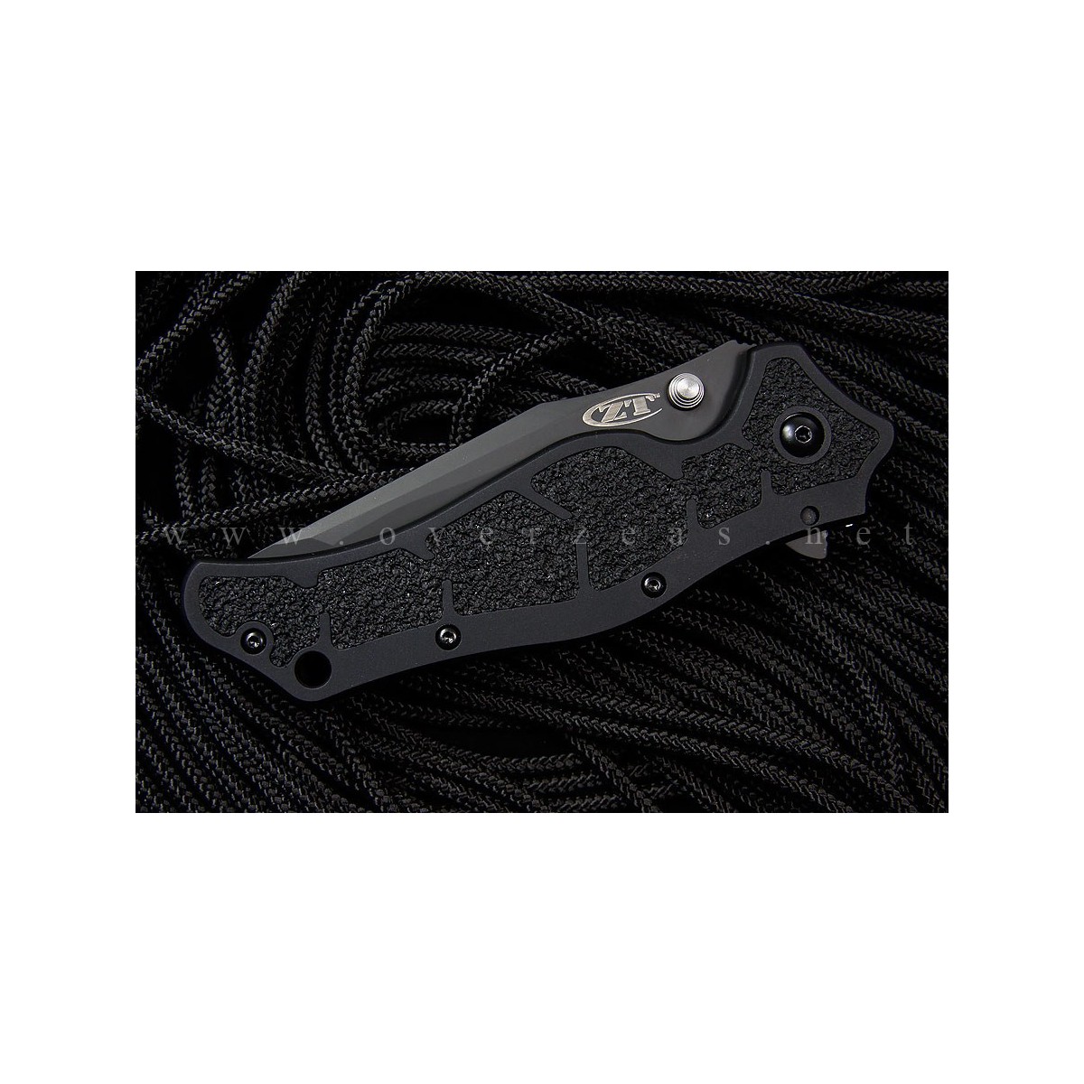 Zero Tolerance Model 0400 Assisted 3-3/4" S30V Plain Tanto Blade, Black Aluminum Handles