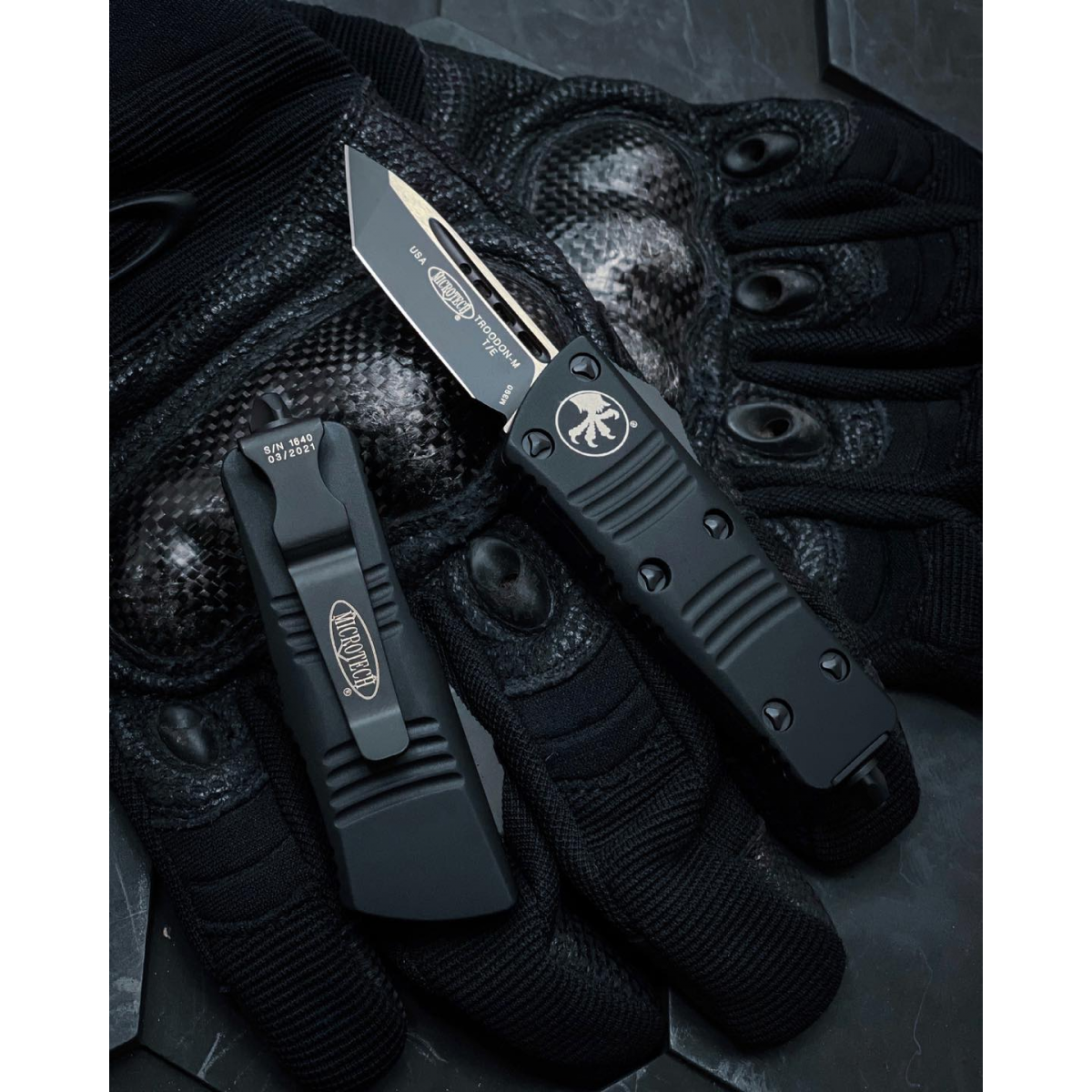 มีดออโต้ Microtech Mini Troodon T/E OTF Automatic Knife Black Tactical (M390 2.0" Black),240-1T